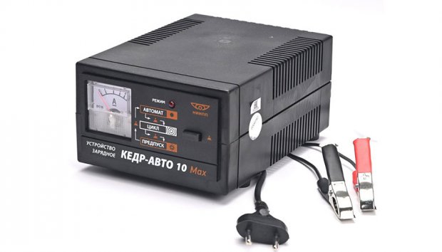Зарядное устройство Кедр-Авто 10